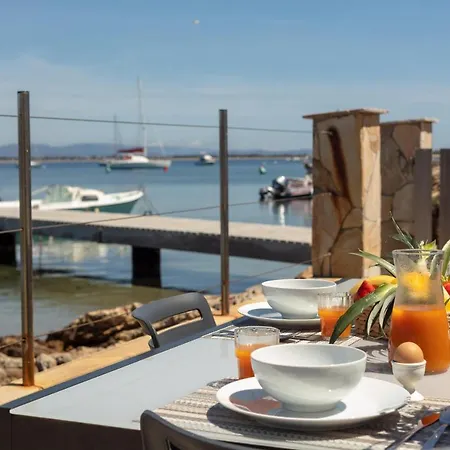 La Roche, Cabanon Cosy Les Pieds Dans L'eau Avec Vue Exceptionnelle * Hyères