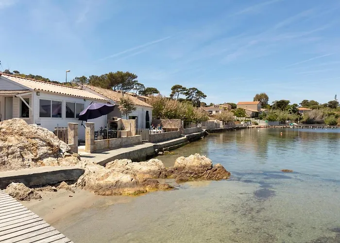 La Roche, Cabanon Cosy Les Pieds Dans L'eau Avec Vue Exceptionnelle * Hyères