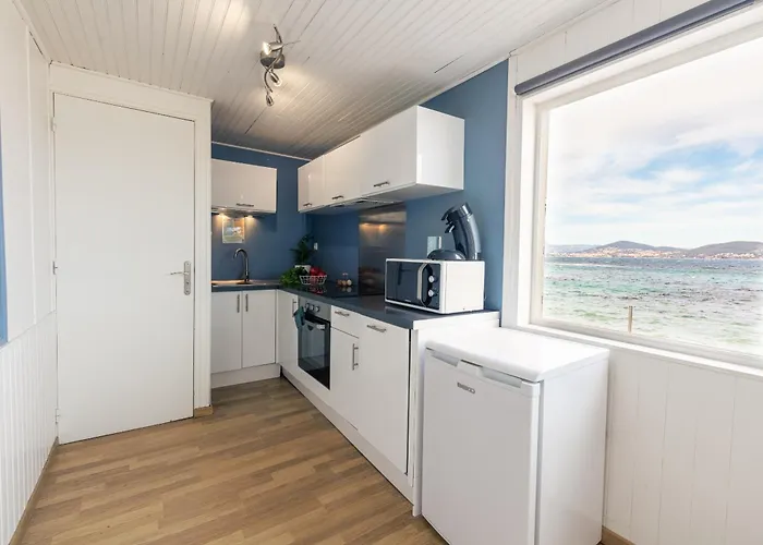 La Roche, Cabanon Cosy Les Pieds Dans L'eau Avec Vue Exceptionnelle Casa vacanze